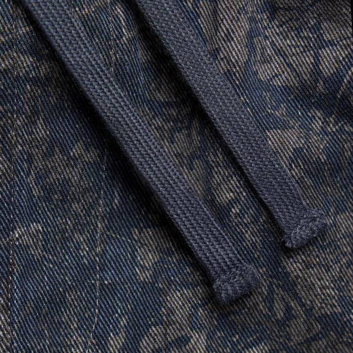 Essential Real Tree Camo Shorts | Charcoal