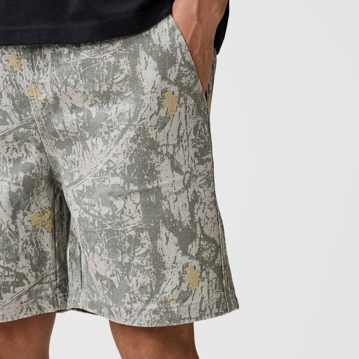 Essential Real Tree Camo Shorts | Green