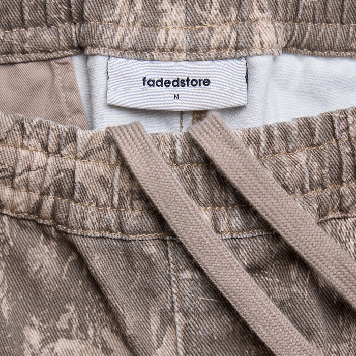 Essential Real Tree Camo Shorts | Stone