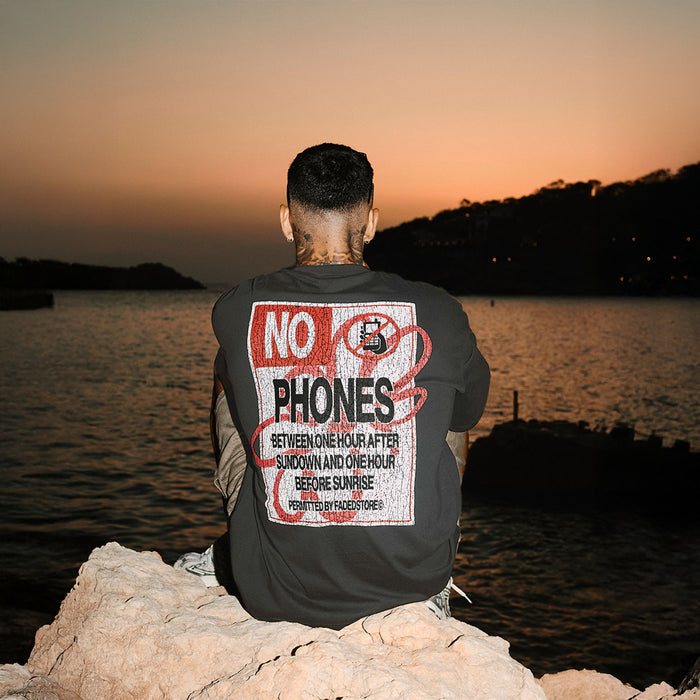 No Phones T-Shirt | Grey