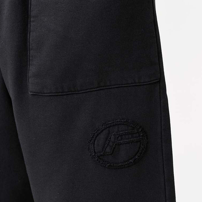 Oval Appliqué Open Hem Jogger | Washed Black