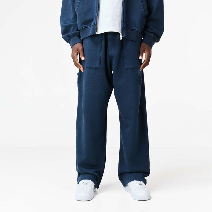 Oval Appliqué Open Hem Jogger | Washed Navy