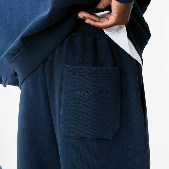 Oval Appliqué Open Hem Jogger | Washed Navy