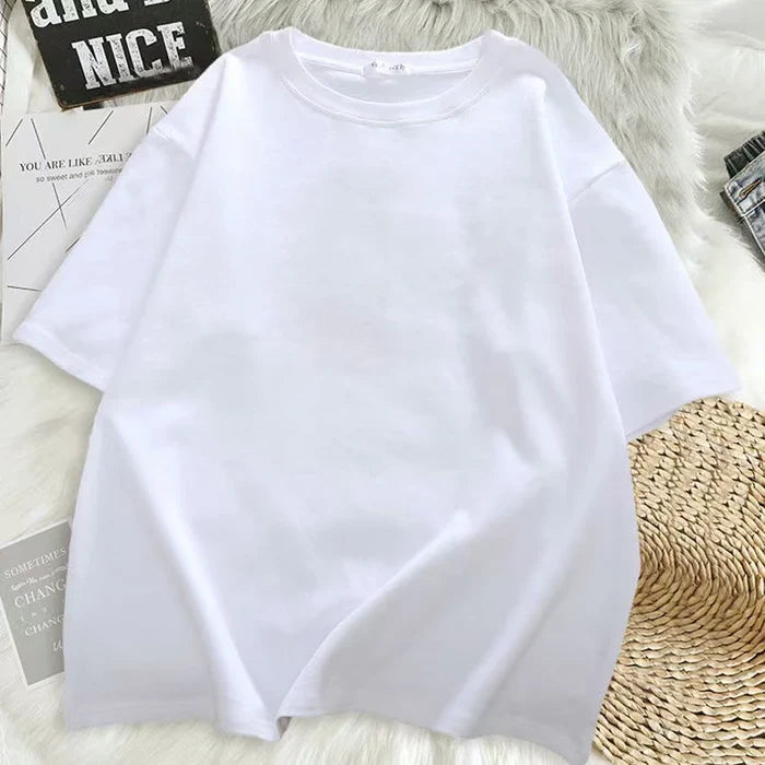 Heavyweight cotton-feel tee detail