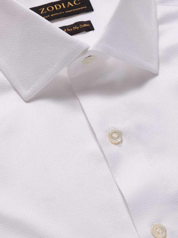 Tramonti White Solid Full Sleeve Single Cuff Tailored Fit Classic Formal Two Ply Mercerized Cotton Shirt