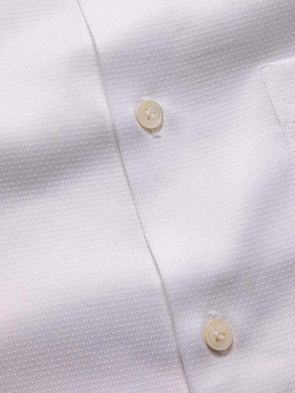 Tramonti White Solid Full Sleeve Single Cuff Tailored Fit Classic Formal Two Ply Mercerized Cotton Shirt