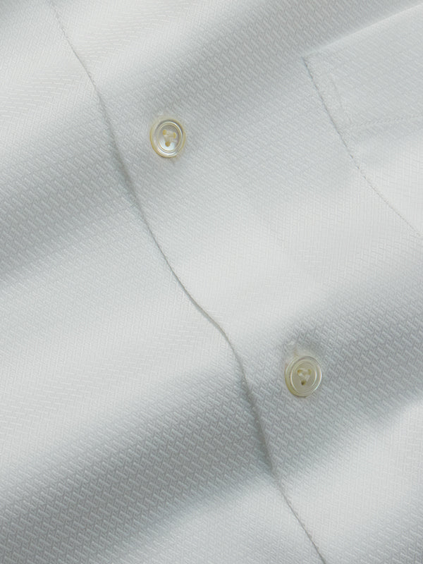 Tramonti White Solid Full Sleeve Single Cuff Tailored Fit Classic Formal Two Ply Mercerized Cotton Shirt