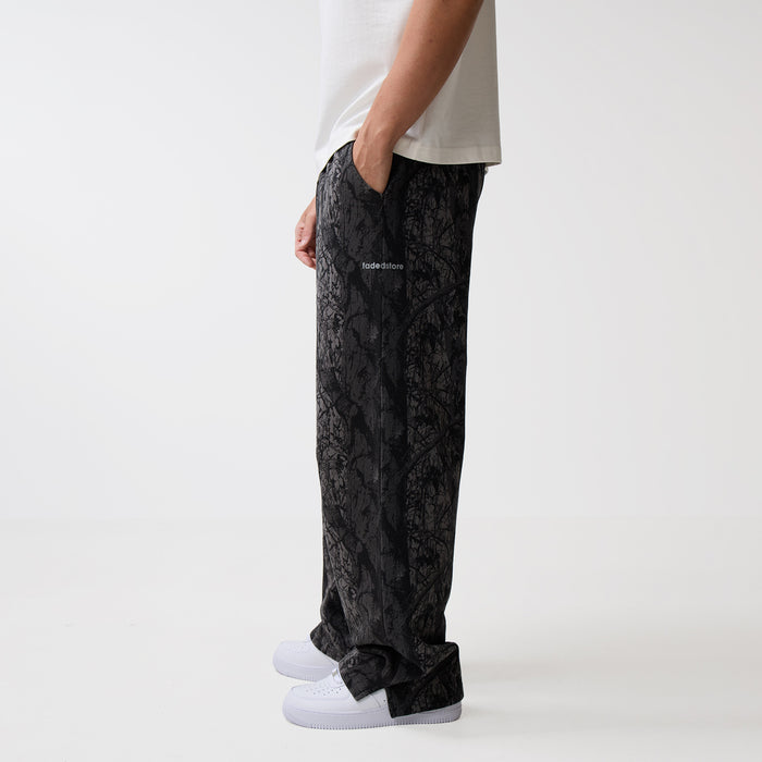 Wide Leg Jogger | Black Camo